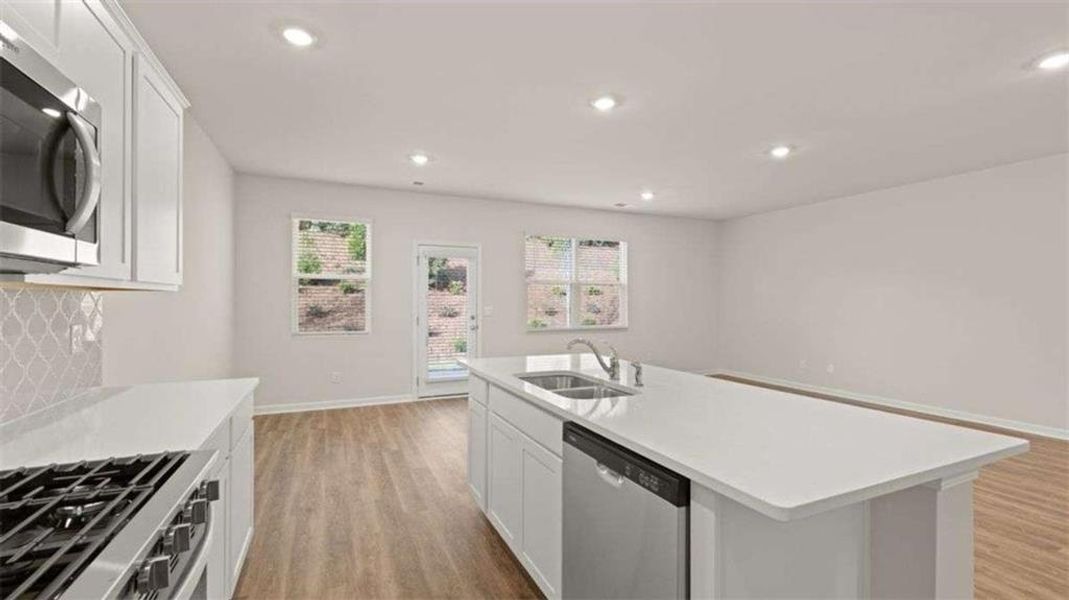 Furnished interior view inside a new home in Poplar Preserve, Newnan (Image 9).