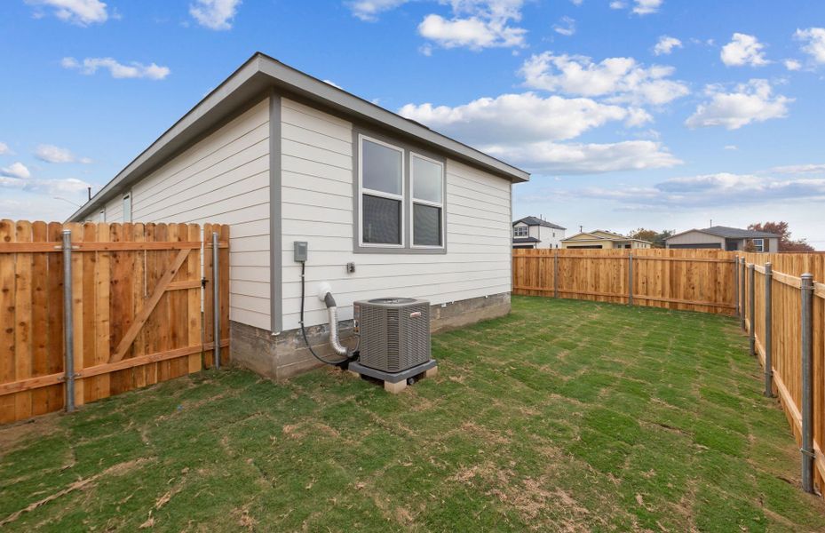 Exterior details and patio area of a home in Larson Crossing, Elgin (Image 4).