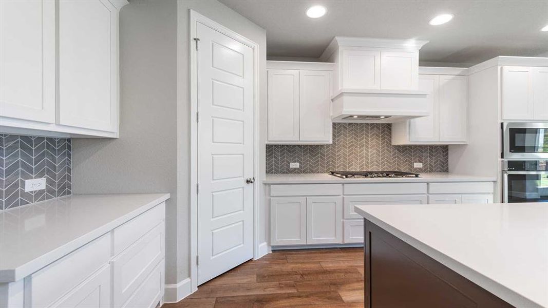 Furnished interior view inside a new home in Trinity Falls 50', McKinney (Image 15).
