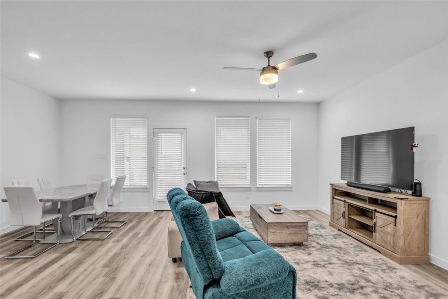 Furnished interior view inside a new home in City Gate North, Houston (Image 24). Furnished interior view inside a new home in City Gate North, Houston (Image 24).