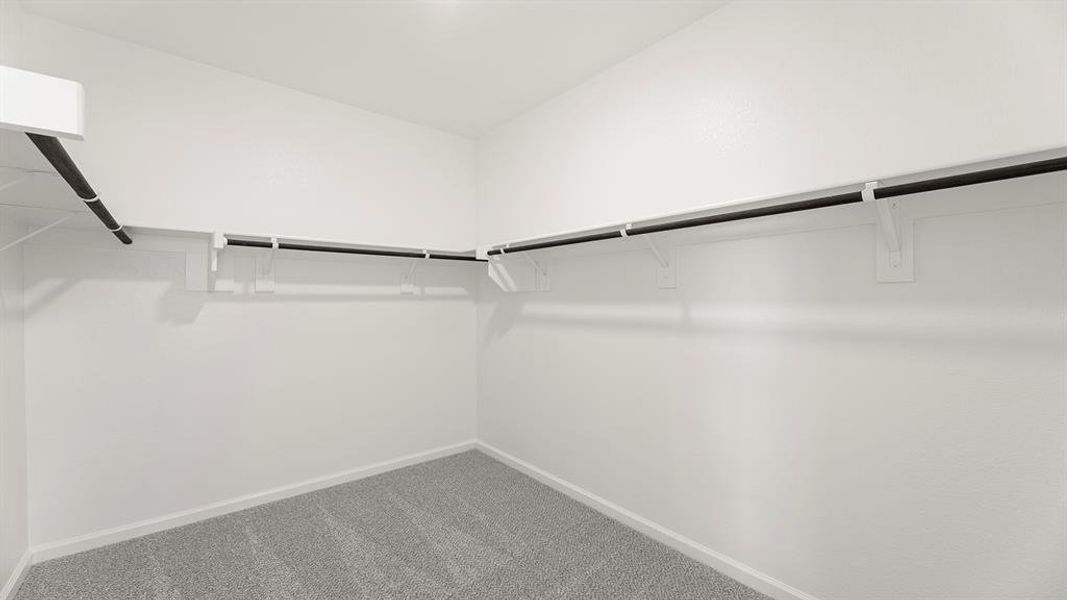 10. 3250 Summerland - Closet 10. 3250 Summerland - Closet