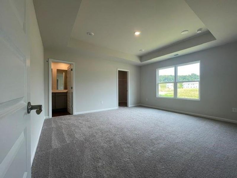 Spacious, unfurnished interior of a new home in , Calhoun (Image 11).