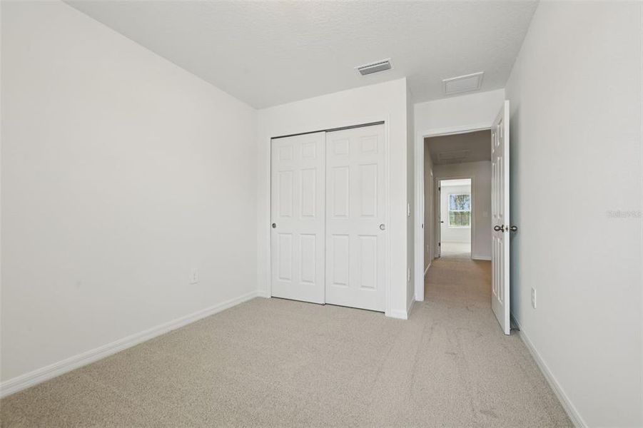 Spacious, unfurnished interior of a new home in Cagan Crossings West, Clermont (Image 29).