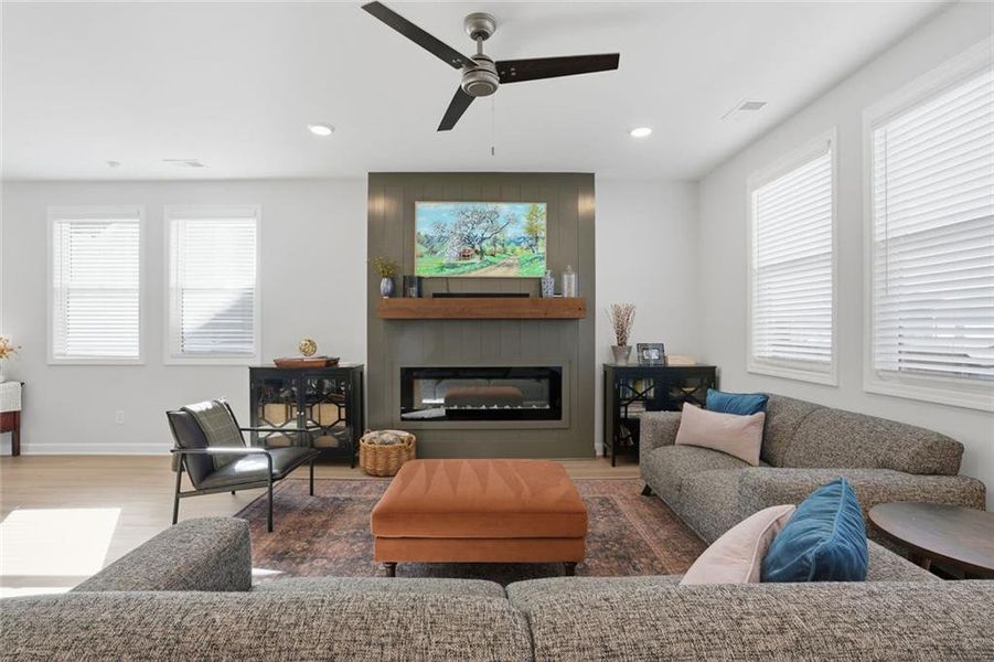 Furnished interior view inside a new home in Avenbrook, Mableton (Image 6).