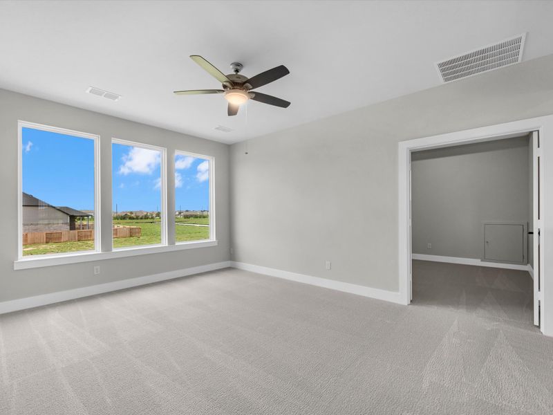 Spacious, unfurnished interior of a new home in Pecan Ridge, Fulshear (Image 20).