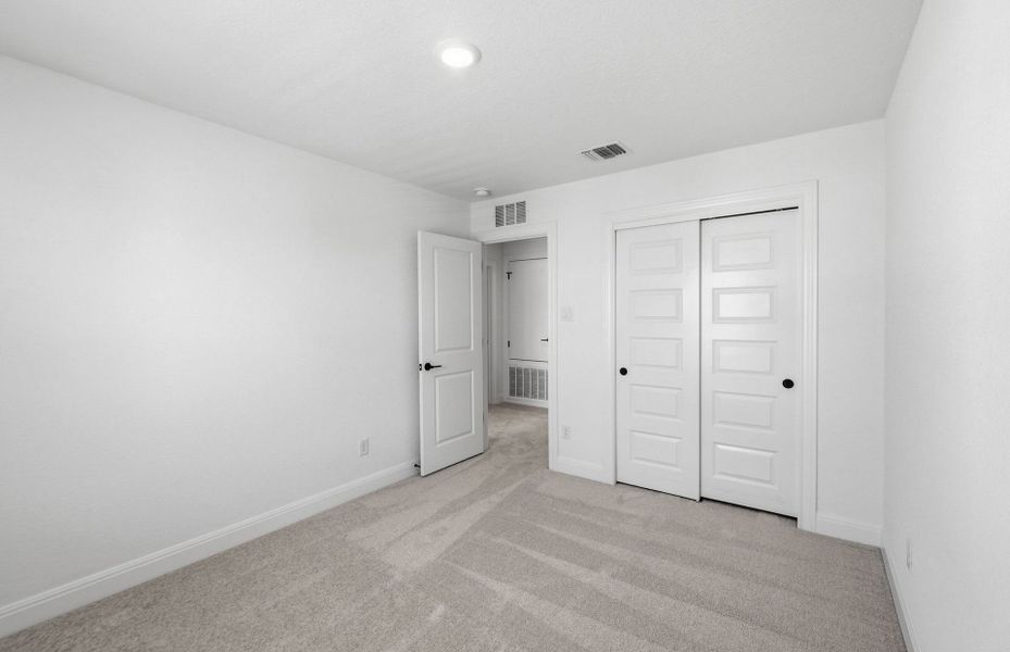 Spacious, unfurnished interior of a new home in Horizon Lake, Leander (Image 33). Spacious, unfurnished interior of a new home in Horizon Lake, Leander (Image 33).