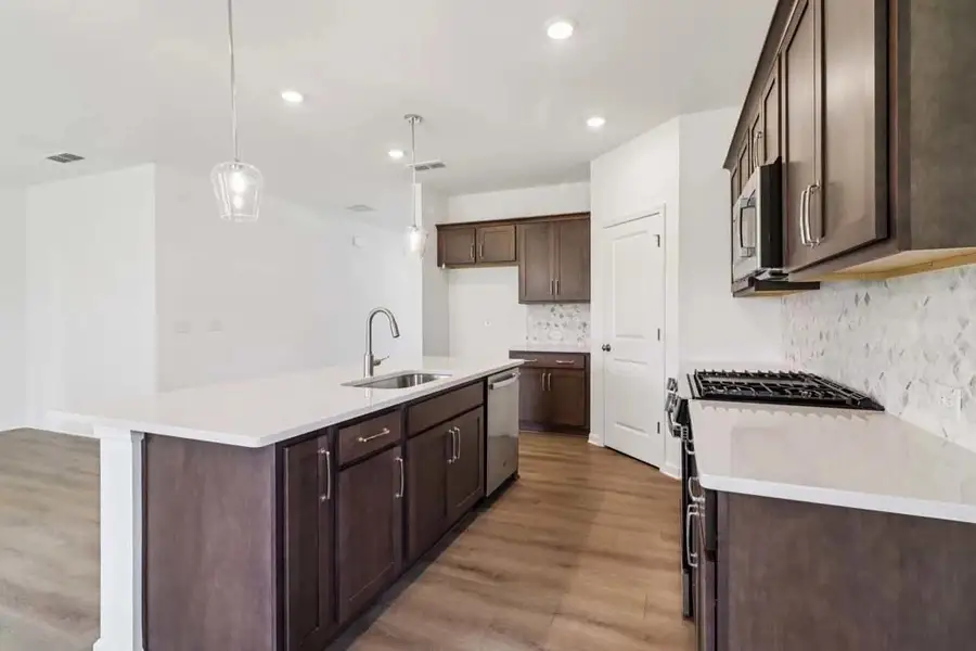Sample Photo: Kitchen featuring Roosevelt Collection Finishes Sample Photo: Kitchen featuring Roosevelt Collection Finishes