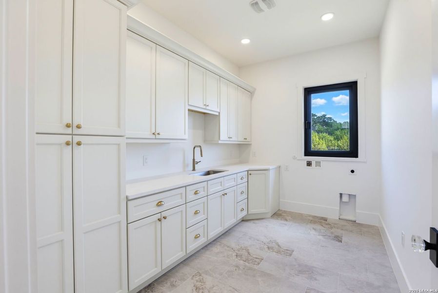 Furnished interior view inside a new home in , San Antonio (Image 18).