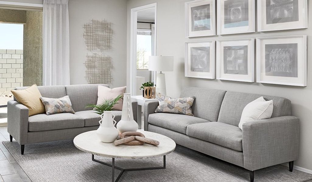 Fraser-T934-Blackhawk Living Room