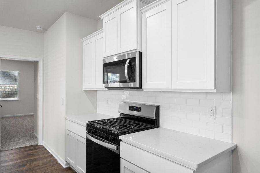 Representative furnished interior of a home built from the Karamea by Veranda Homes in Hitchcock Preserve 43', Aiken (Image 9).