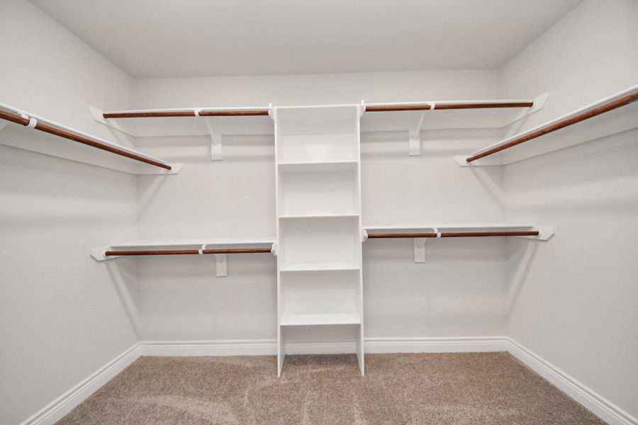 Spacious, unfurnished interior of a new home in Lexington Heights, Willis (Image 38).