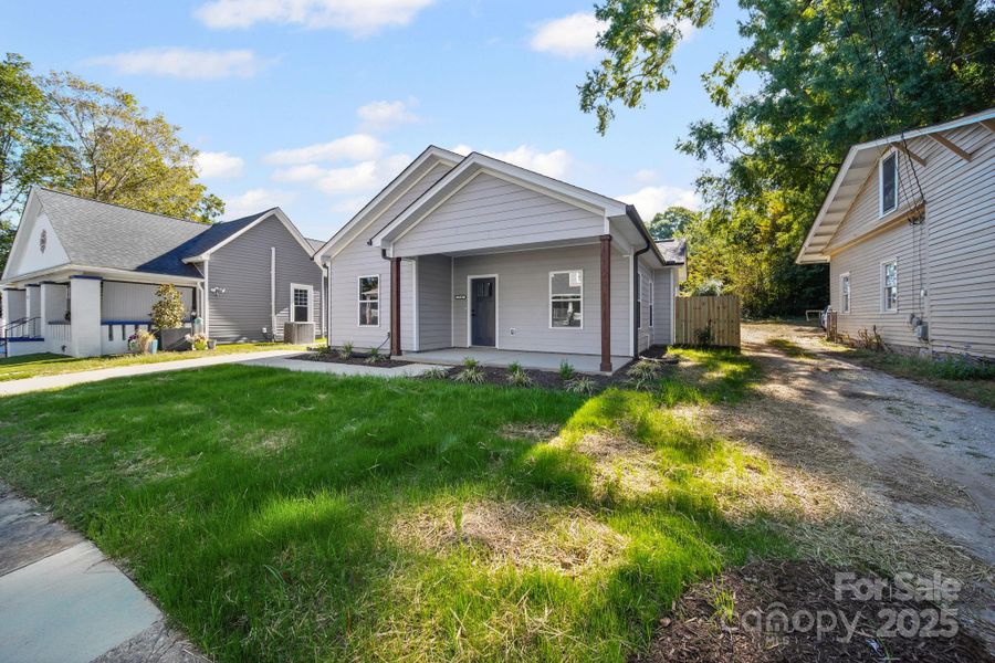 Front Yard Front Yard