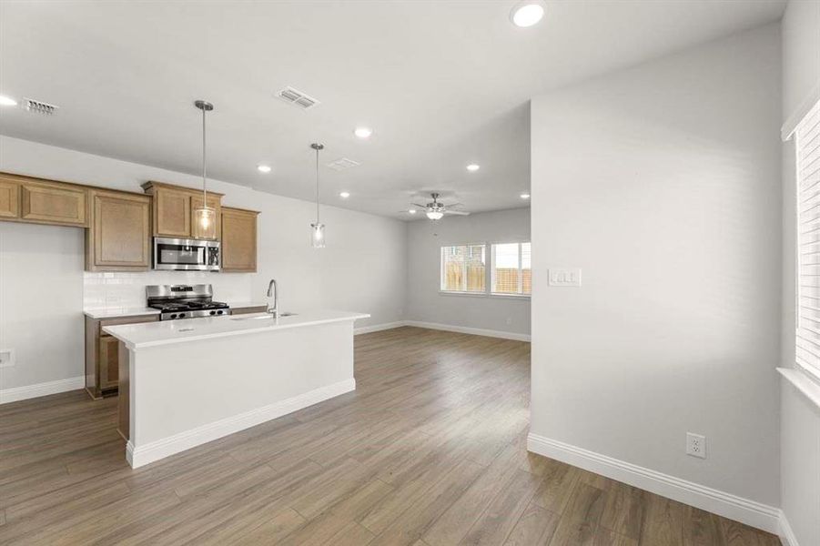 10-451-sweet-spring-lavon-tx-kitchen-dining