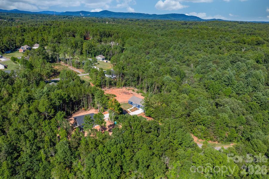 Natural landscape and outdoor views near  in Hickory (Image 24).