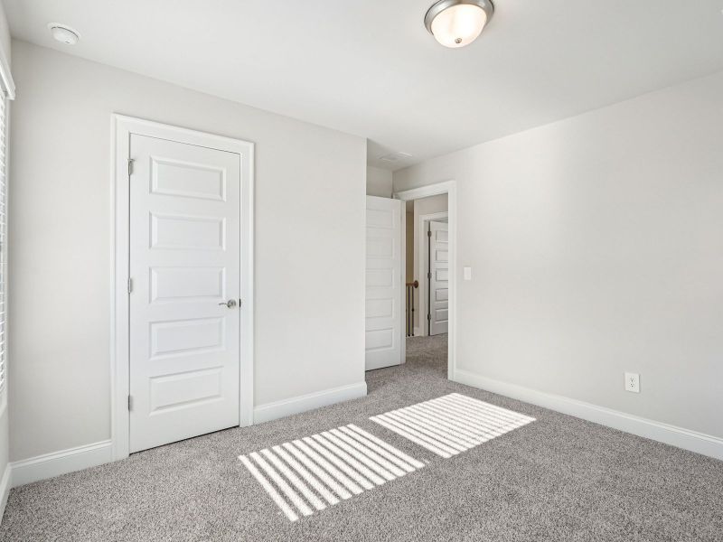 Spacious, unfurnished interior of a new home in Hemingway - Reserve Series, Cumming (Image 20).