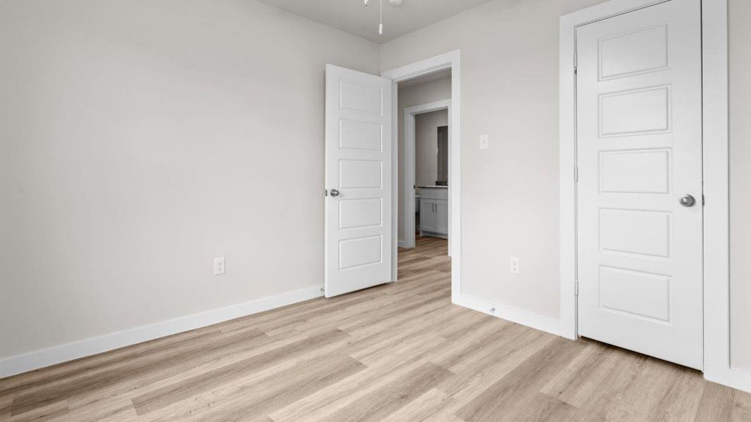 Spacious, unfurnished interior of a new home in Heritage Parks, Abilene (Image 16).