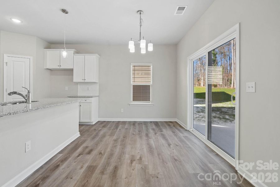 Spacious, unfurnished interior of a new home in , Charlotte (Image 10).