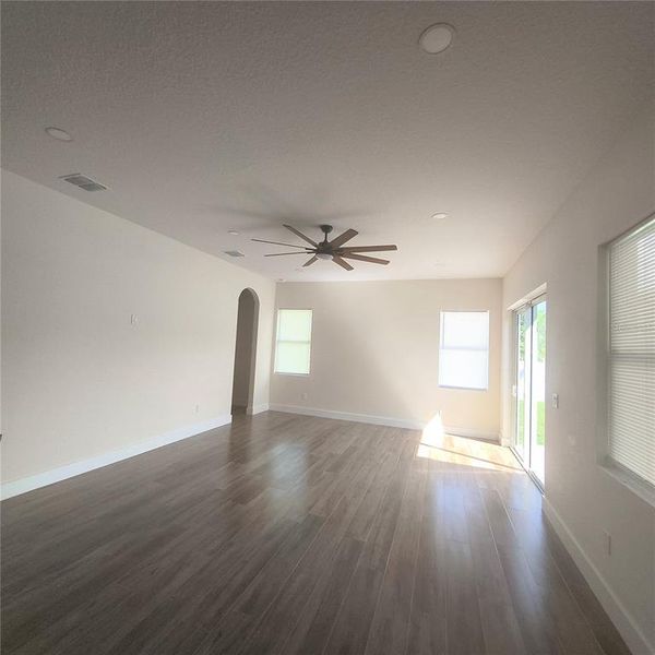 Spacious, unfurnished interior of a new home in , Tampa (Image 31). Spacious, unfurnished interior of a new home in , Tampa (Image 31).