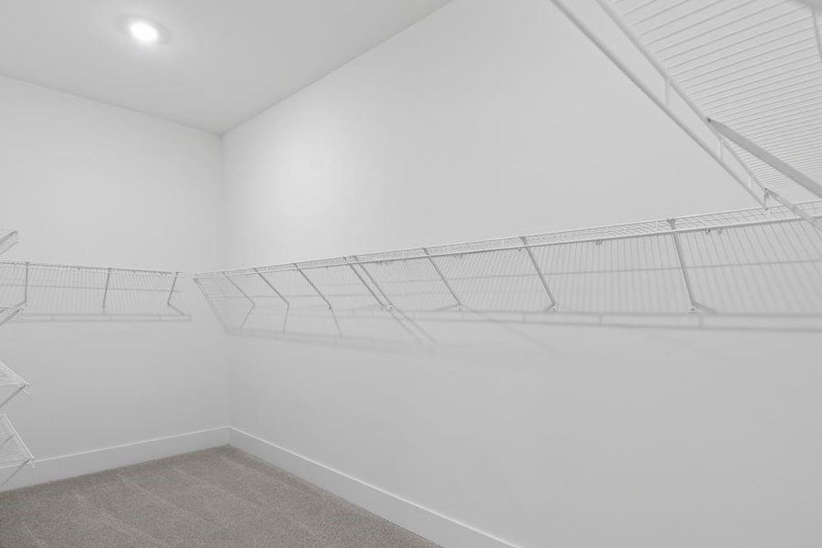 Spacious, unfurnished interior of a new home in Wayt Farm, Cumming (Image 24).