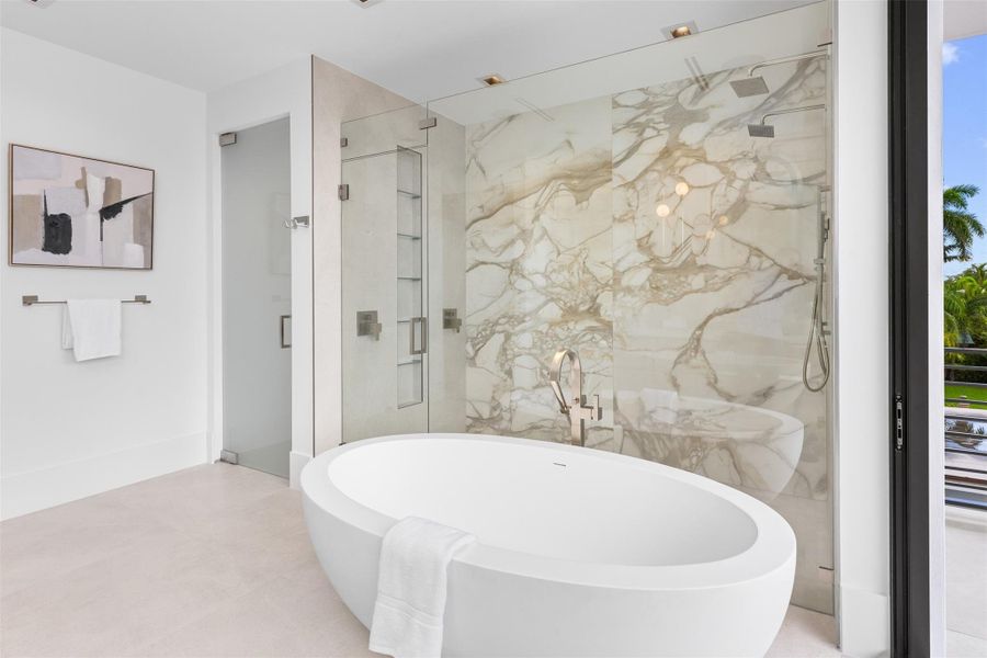 Furnished interior view inside a new home in , Fort Lauderdale (Image 4).