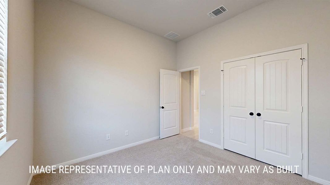 Spacious, unfurnished interior of a new home in Sterling Meadows, Salado (Image 20).