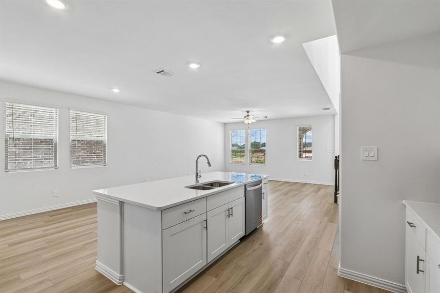 Furnished interior view inside a new home in Oak Ridge Park, Corinth (Image 9).