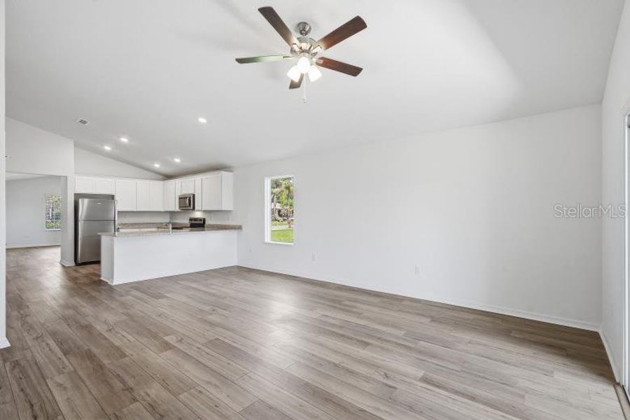 Spacious, unfurnished interior of a new home in Palm Coast, Palm Coast (Image 25).