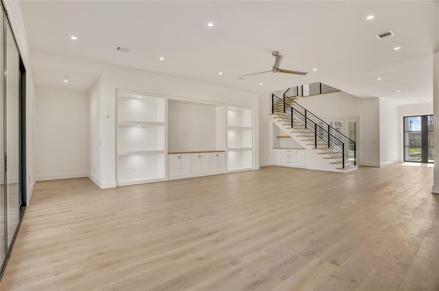 Spacious, unfurnished interior of a new home in , Houston (Image 20).