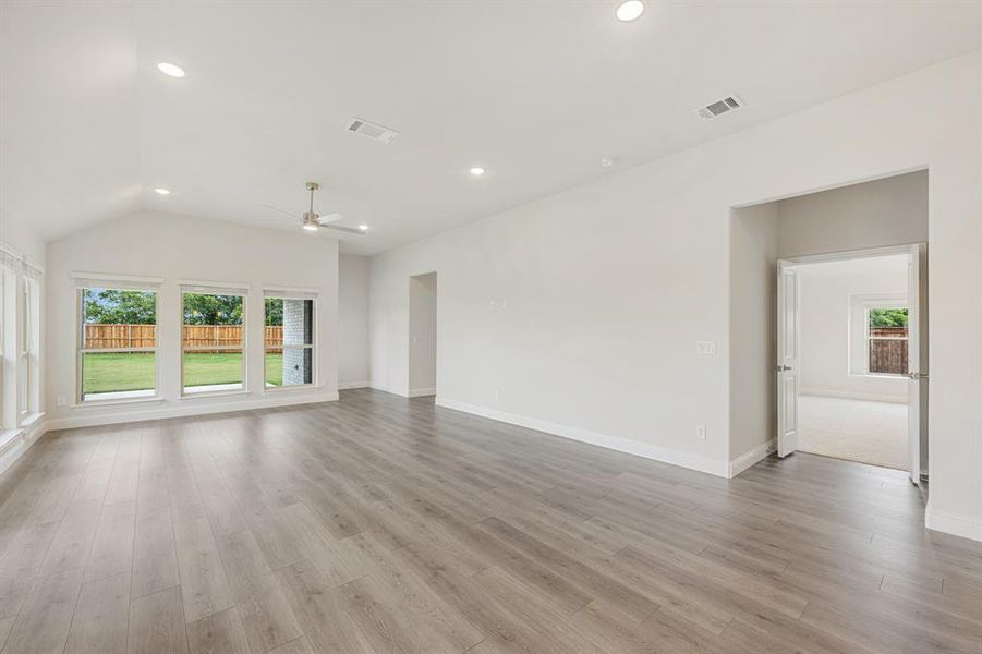 Spacious, unfurnished interior of a new home in Waterscape, Royse City (Image 31).