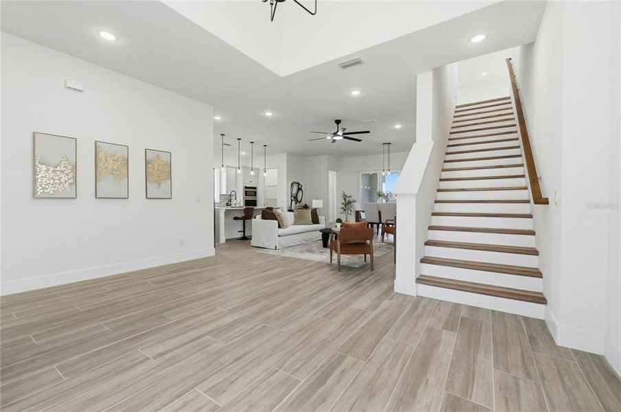 Furnished interior view inside a new home in , Lake Alfred (Image 39). Furnished interior view inside a new home in , Lake Alfred (Image 39).