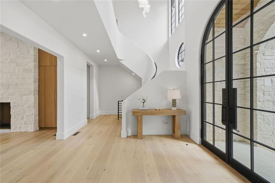 Spacious, unfurnished interior of a new home in , Canton (Image 28).