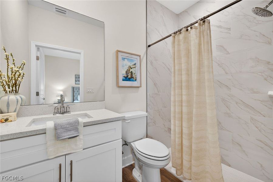 Furnished interior view inside a new home in Cape Coral, Cape Coral (Image 14).