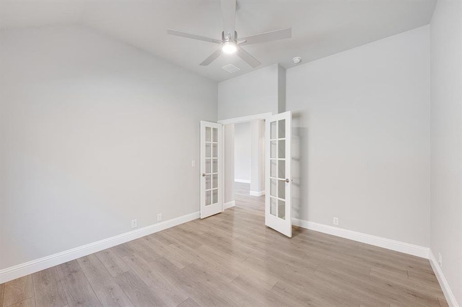 Spacious, unfurnished interior of a new home in The Lakes at Parks of Aledo, Aledo (Image 23).