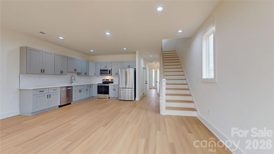 Spacious, unfurnished interior of a new home in , Charlotte (Image 9).