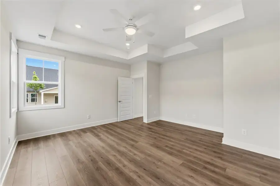 Spacious, unfurnished interior of a new home in Saratoga Oaks, Williamston (Image 33). Spacious, unfurnished interior of a new home in Saratoga Oaks, Williamston (Image 33).