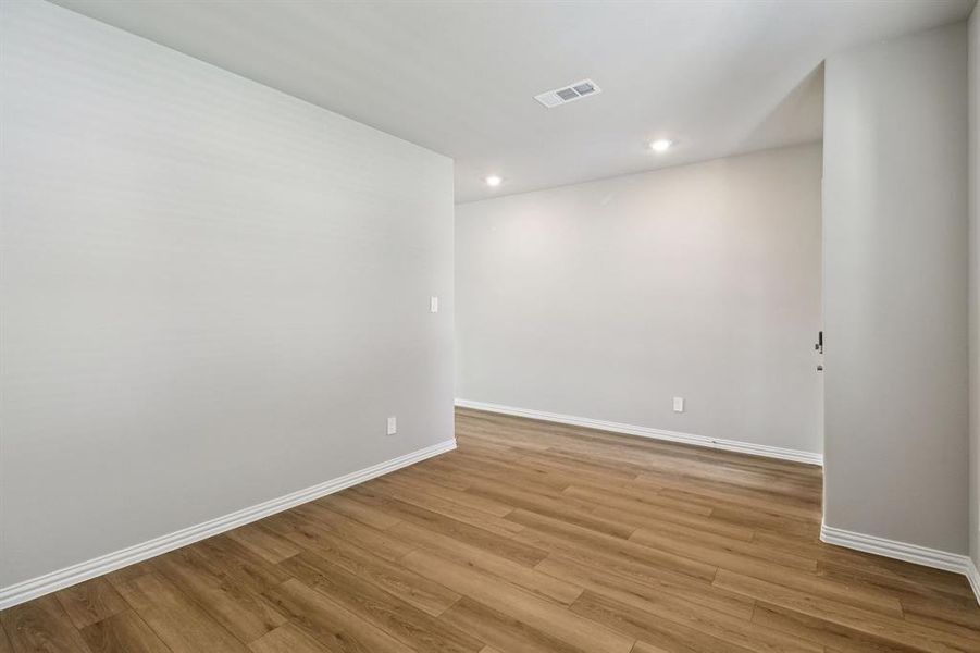 Photo is not of the actual home, but is an inspirational photo of builder’s model home and may depict options, furnishings, and/or decorator features that are not included.