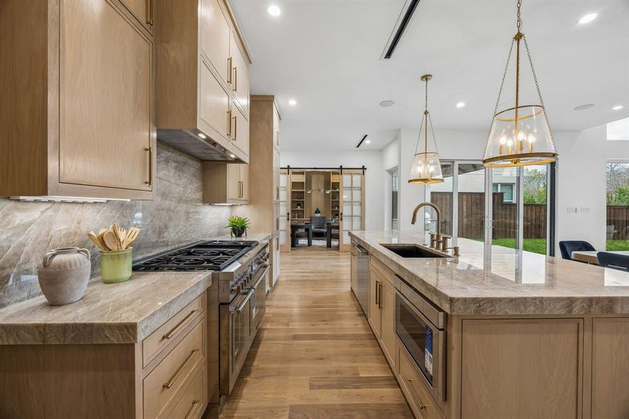 Furnished interior view inside a new home in , Dallas (Image 28).