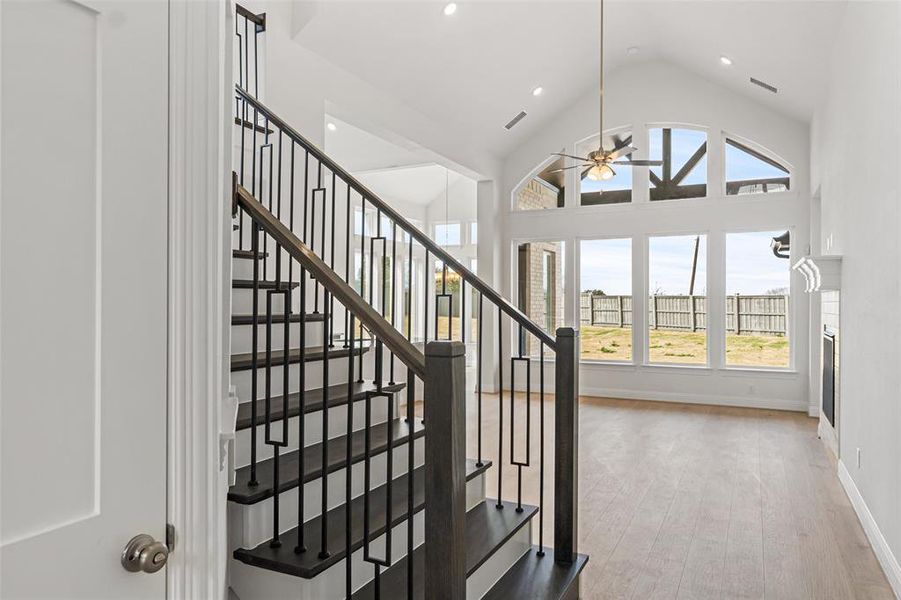 Spacious, unfurnished interior of a new home in , Venus (Image 31). Spacious, unfurnished interior of a new home in , Venus (Image 31).