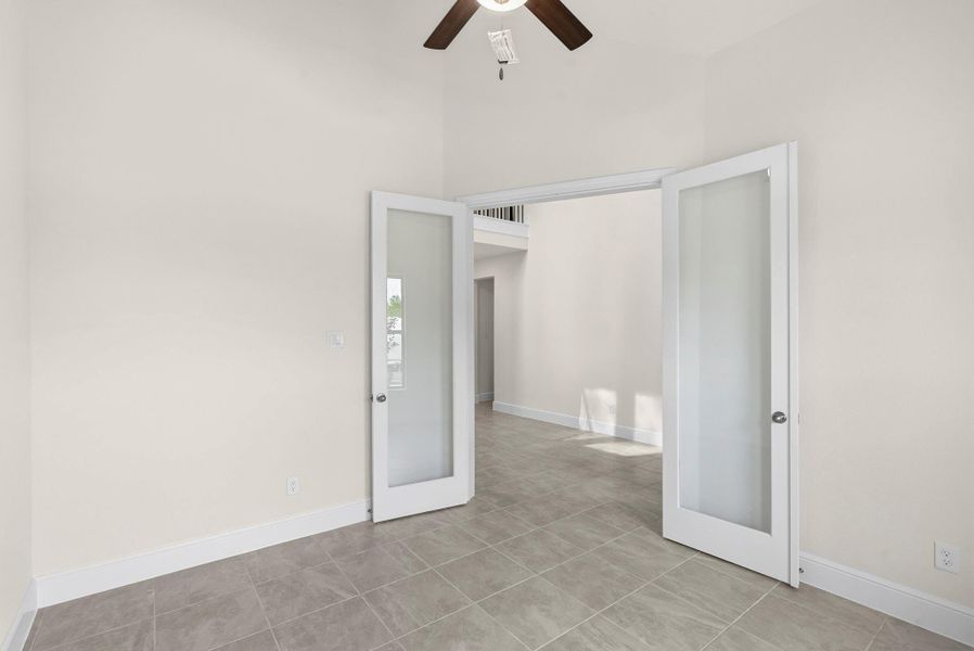 Spacious, unfurnished interior of a new home in Colton, Montgomery (Image 19).
