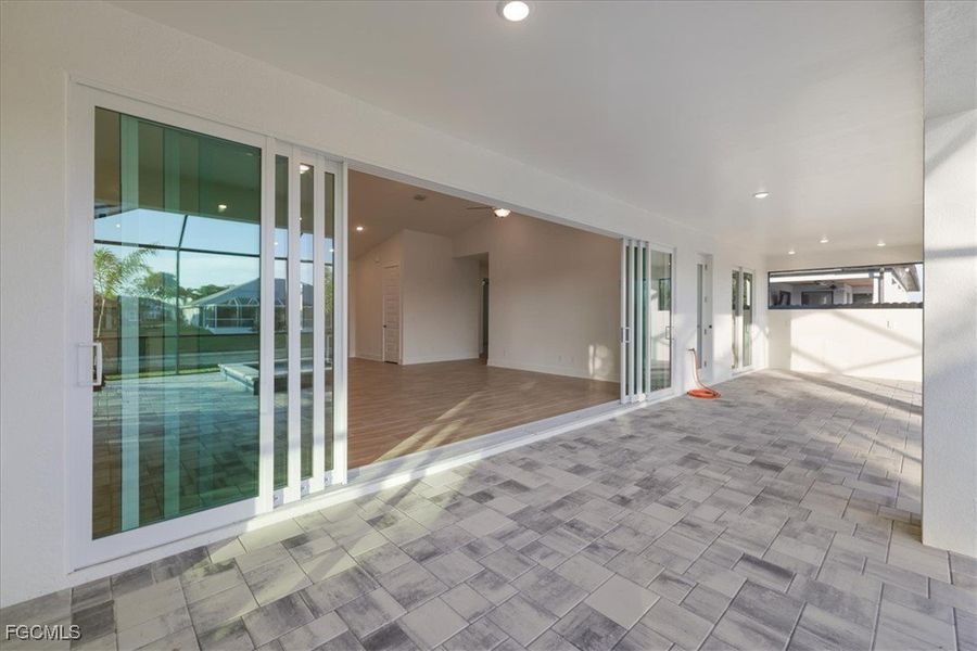 Spacious, unfurnished interior of a new home in Cape Coral, Cape Coral (Image 39). Spacious, unfurnished interior of a new home in Cape Coral, Cape Coral (Image 39).