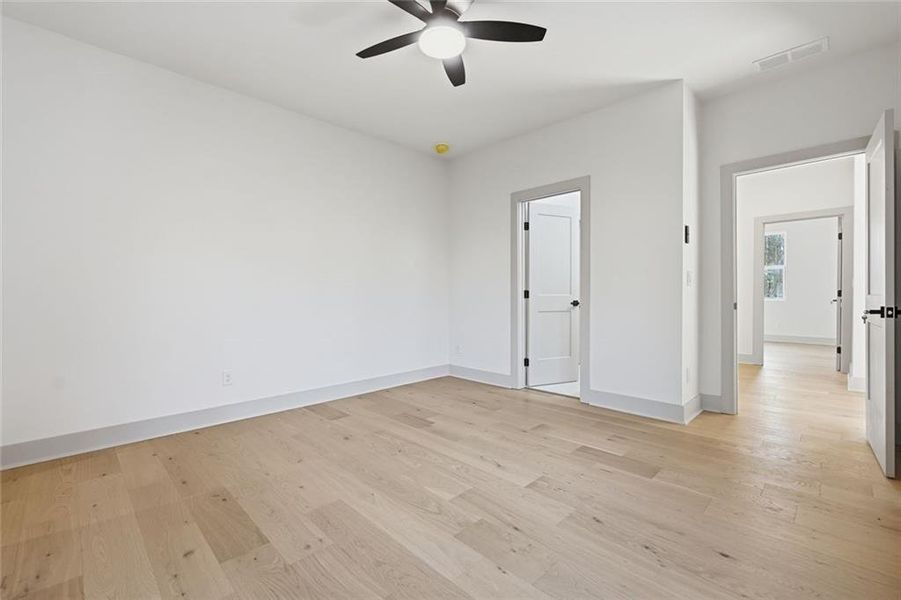 Spacious, unfurnished interior of a new home in , Sugar Hill (Image 24).