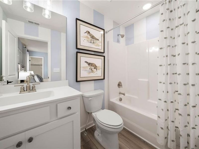 Furnished interior view inside a new home in Riverwood, Dallas (Image 59).