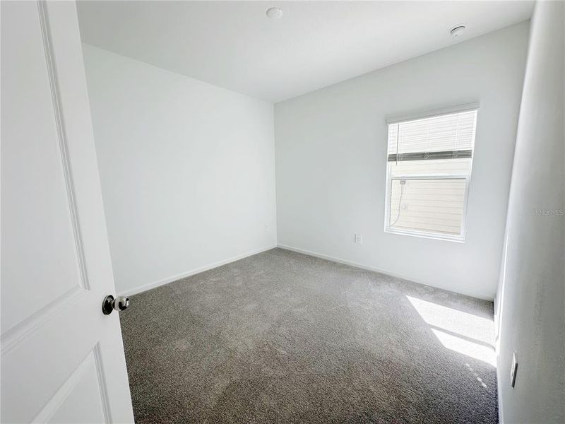 Spacious, unfurnished interior of a new home in , Ocala (Image 11).