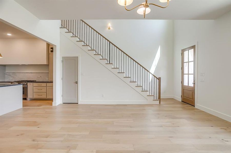 Spacious, unfurnished interior of a new home in , Fort Worth (Image 18).