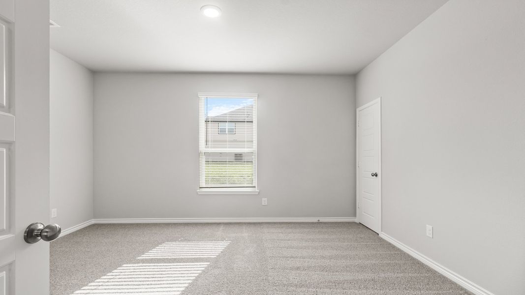 Secondary bedroom