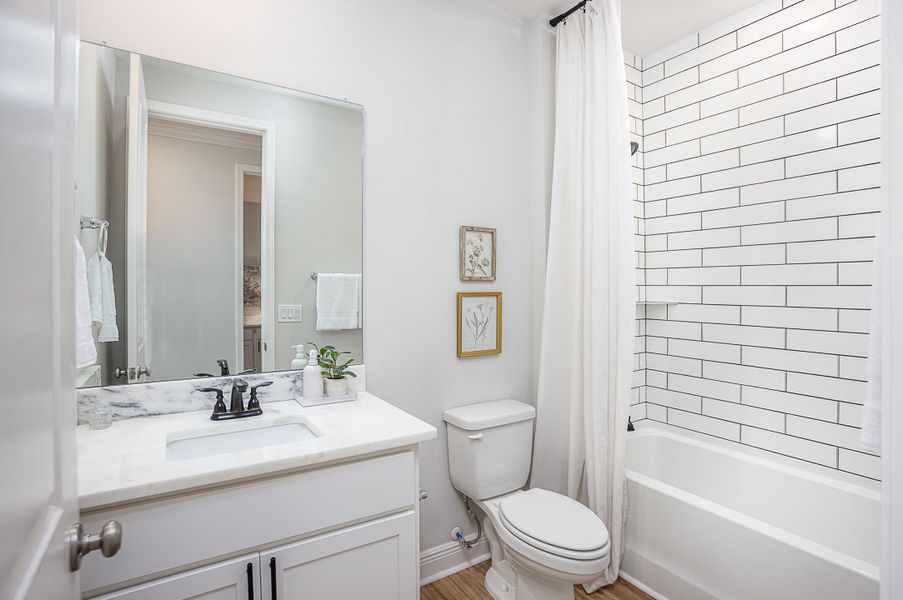 Representative furnished interior of a home built from the Sienna by Maronda Homes in Bella Estates, Plant City (Image 20).