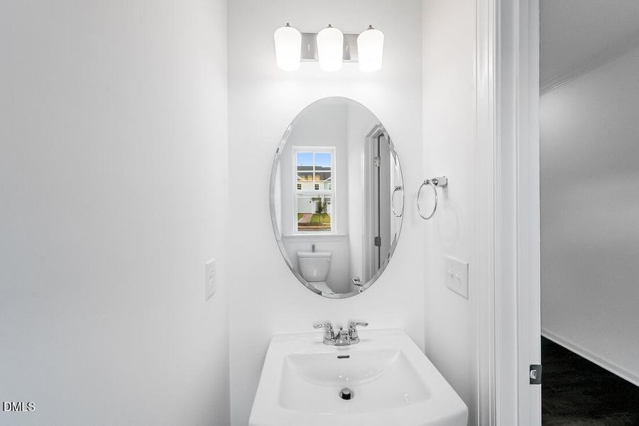 hj-nc-raleigh-magnolia-sage-lot-74-bathr