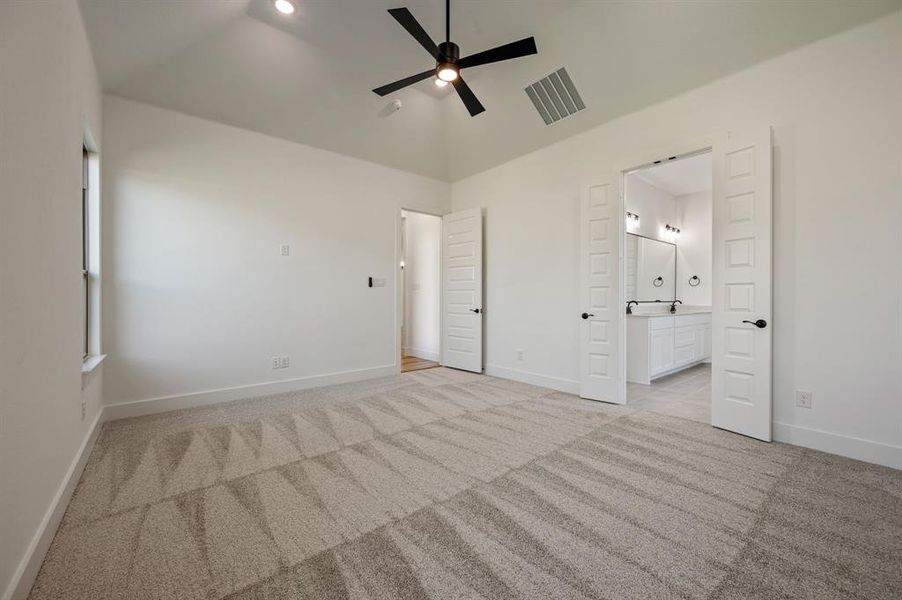 Spacious, unfurnished interior of a new home in LeTara, Haslet (Image 34).