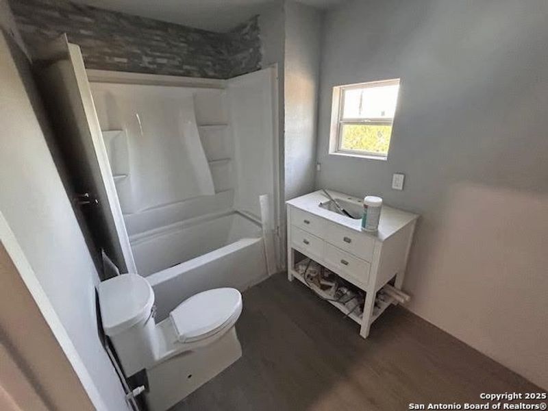 Furnished interior view inside a new home in , Bandera (Image 14). Furnished interior view inside a new home in , Bandera (Image 14).