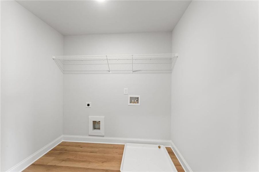 Spacious, unfurnished interior of a new home in , Calhoun (Image 16).